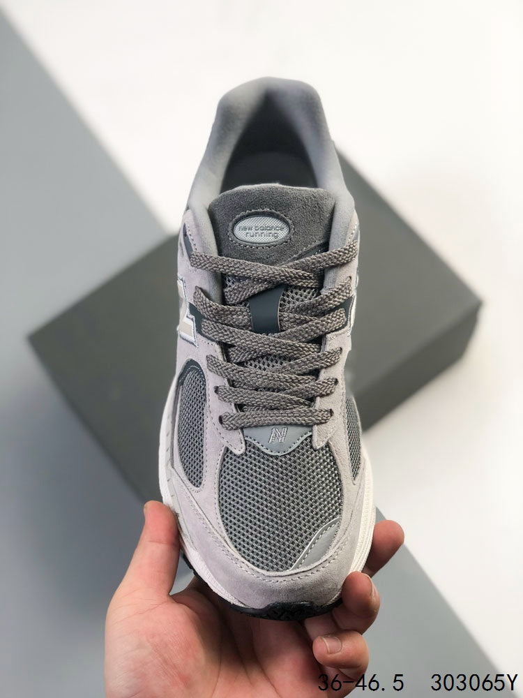 New Balance 2002R