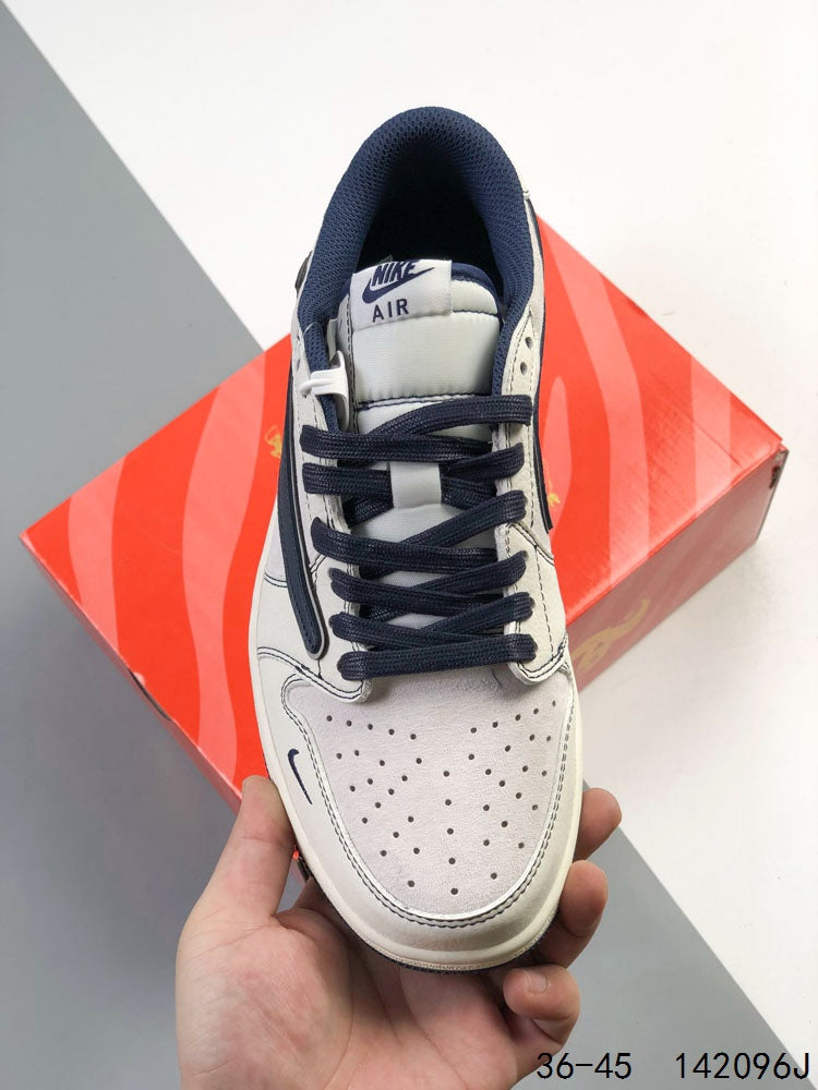 Air Jordan 1 Low x Supreme