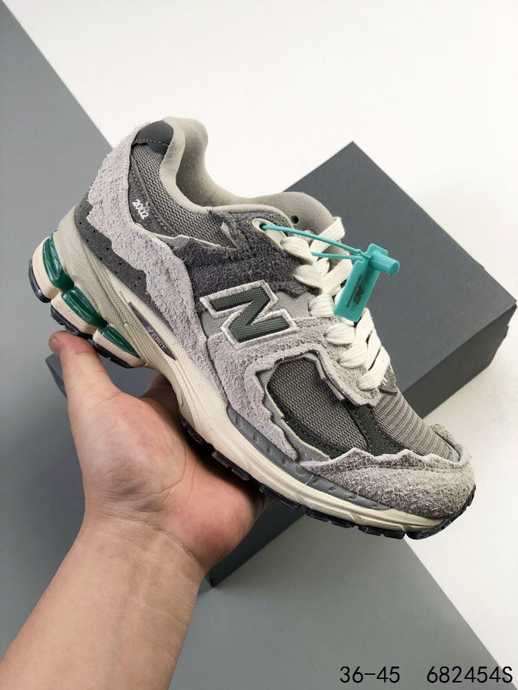 New Balance 2002R