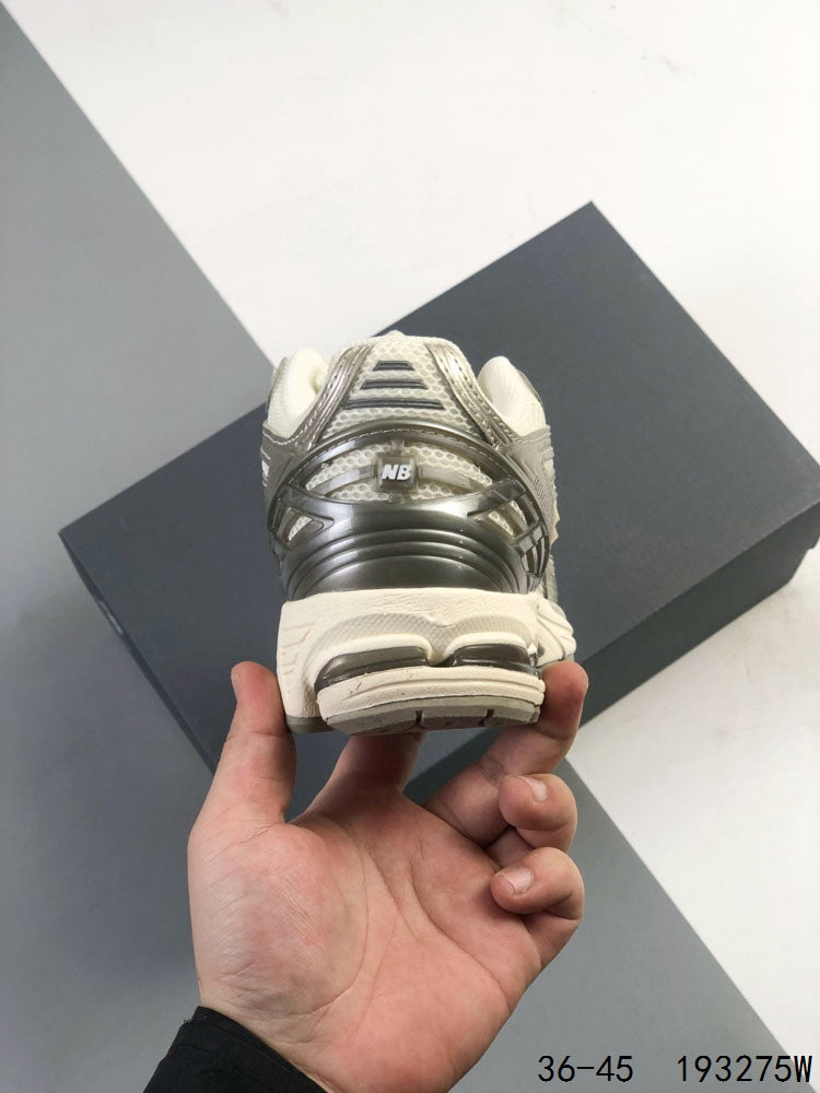 New Balance 1906R