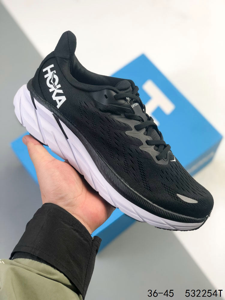 HOKA Clifton 8