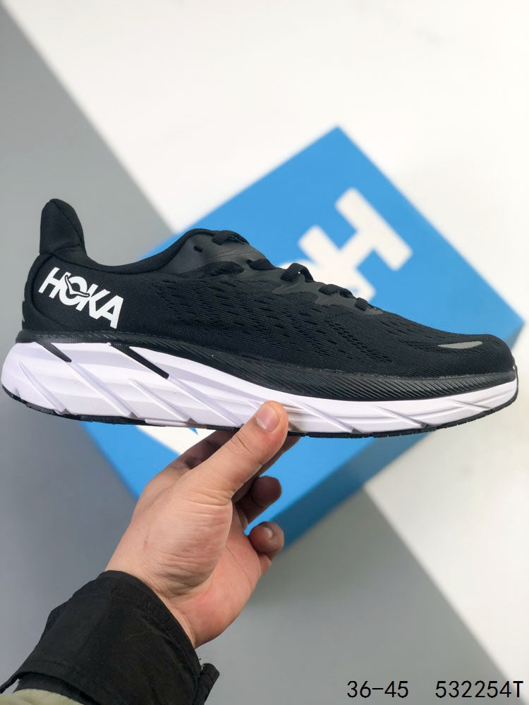 HOKA Clifton 8