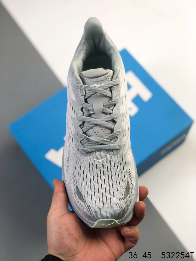 HOKA Clifton 8