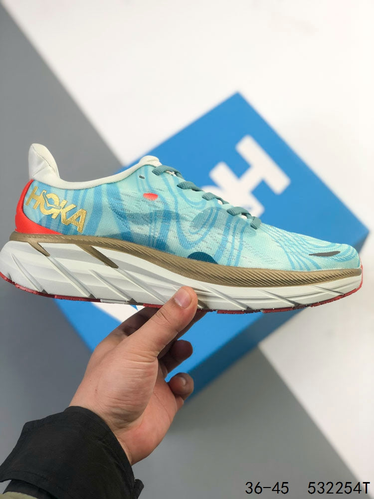 HOKA Clifton 8