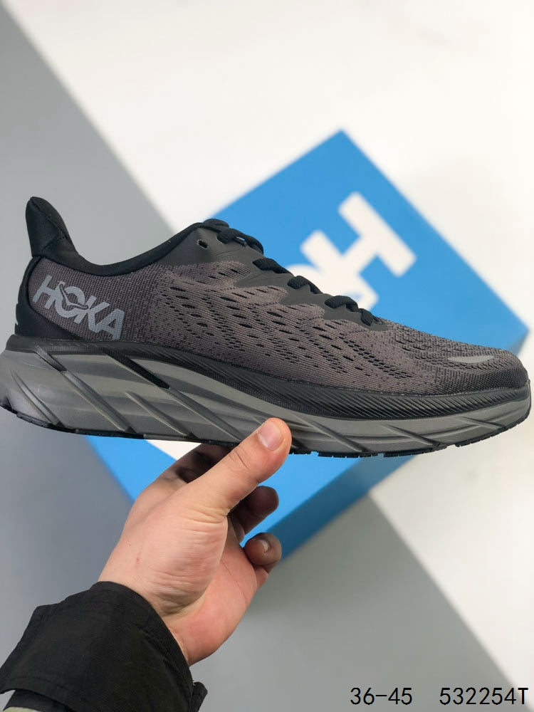 HOKA Clifton 8