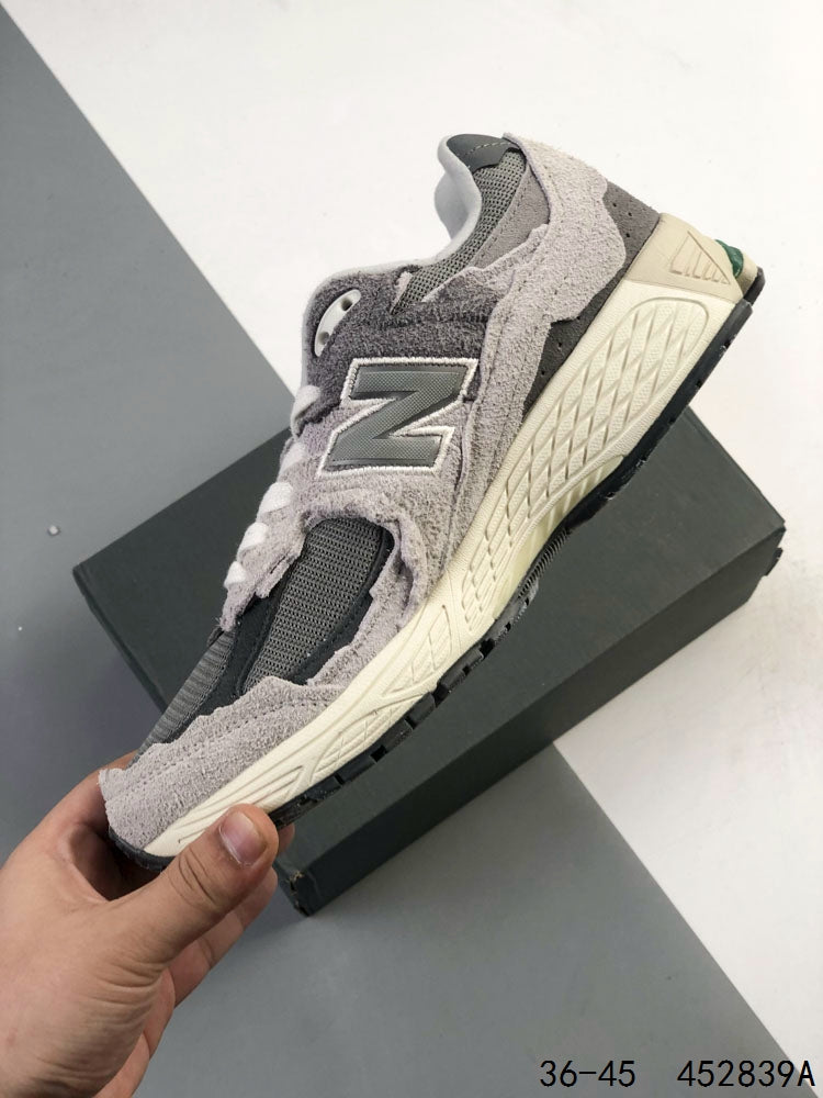 New Balance 2002R