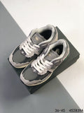 New Balance 2002R