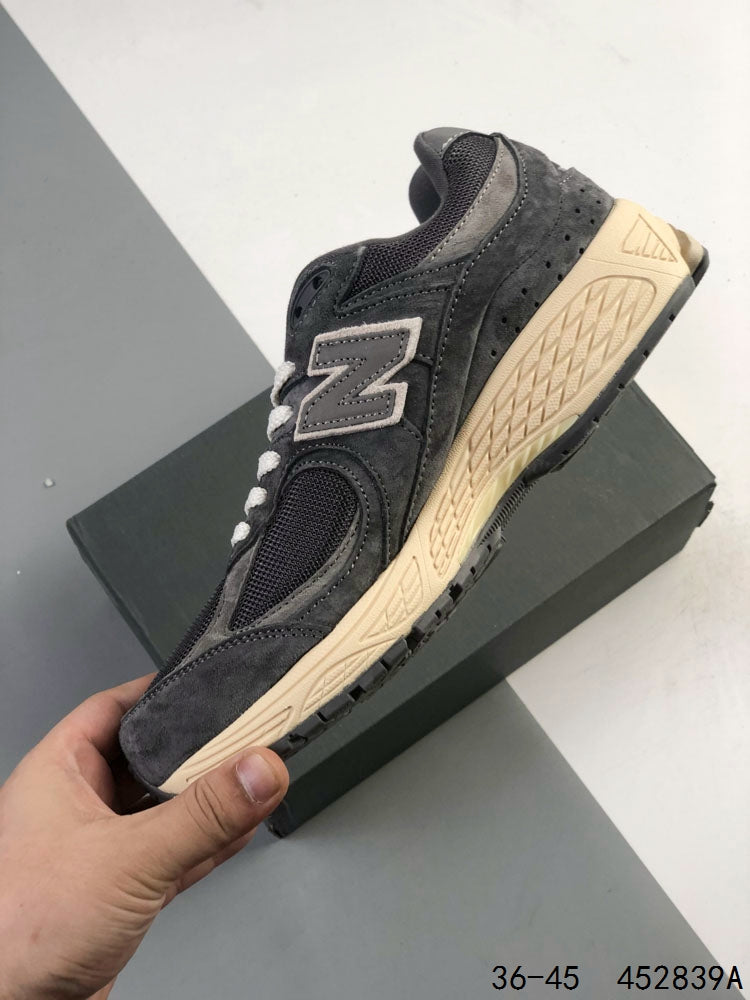 New Balance 2002R