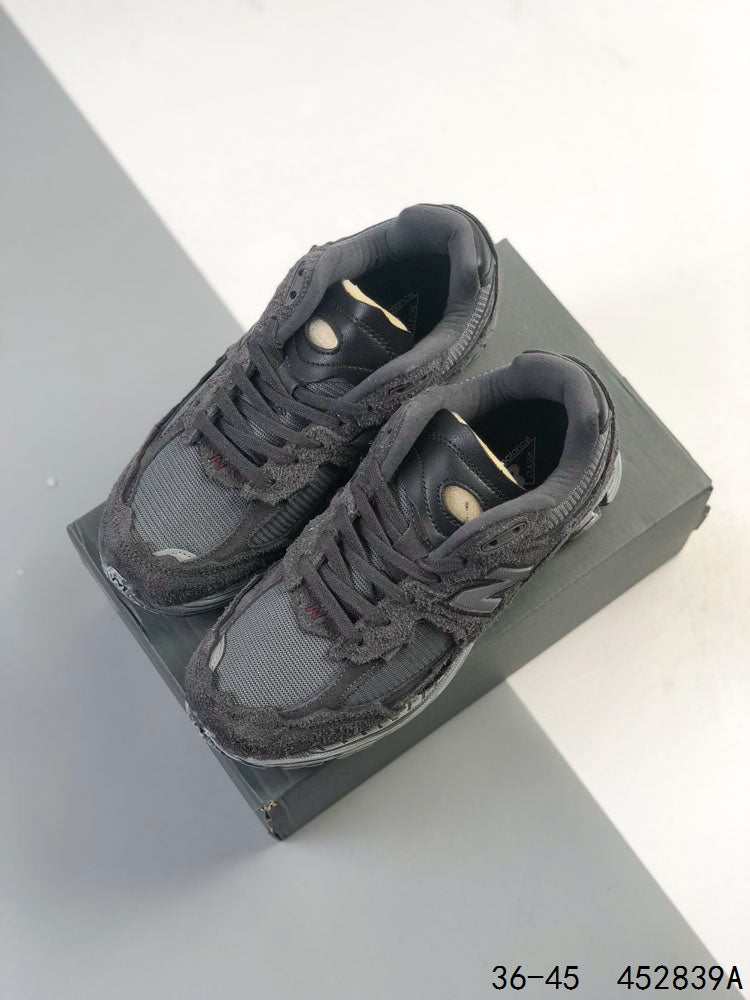 New Balance 2002R