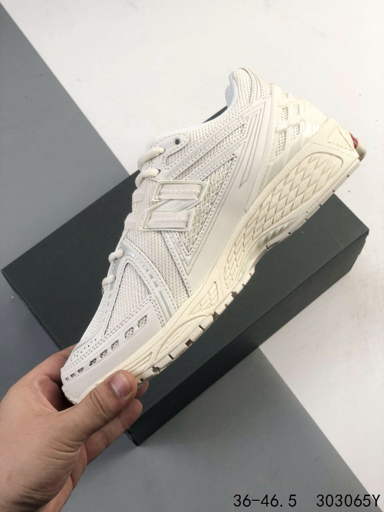 New Balance 1906R