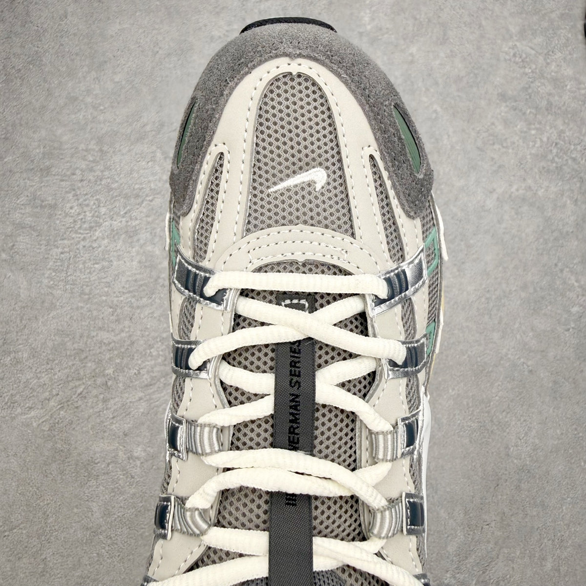 Nike P-6000