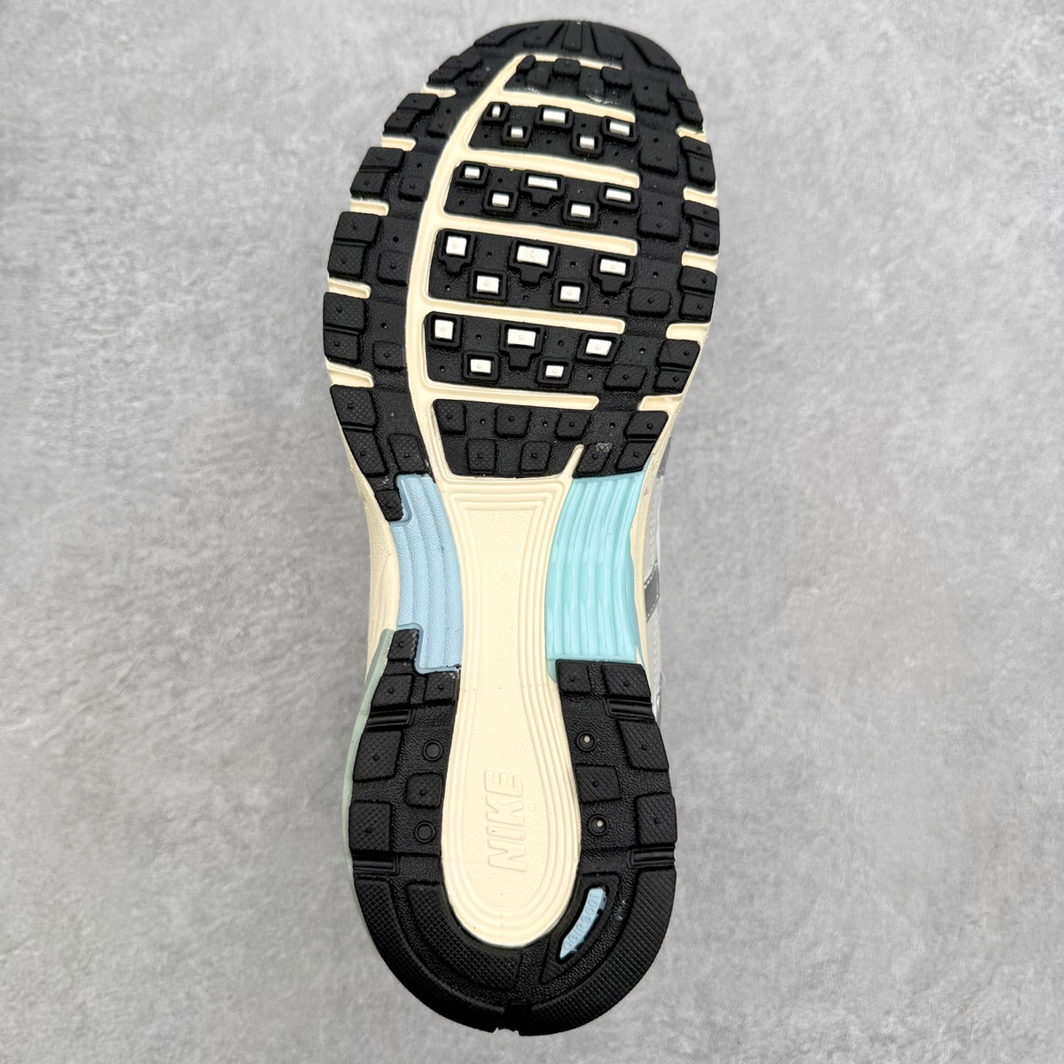 Nike P-6000