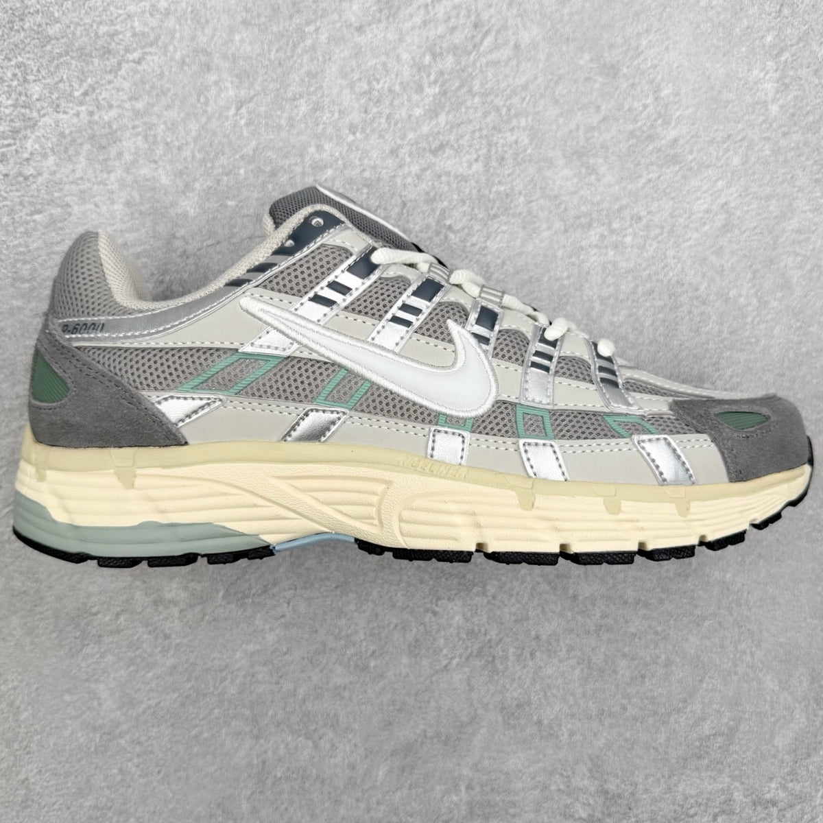 Nike P-6000