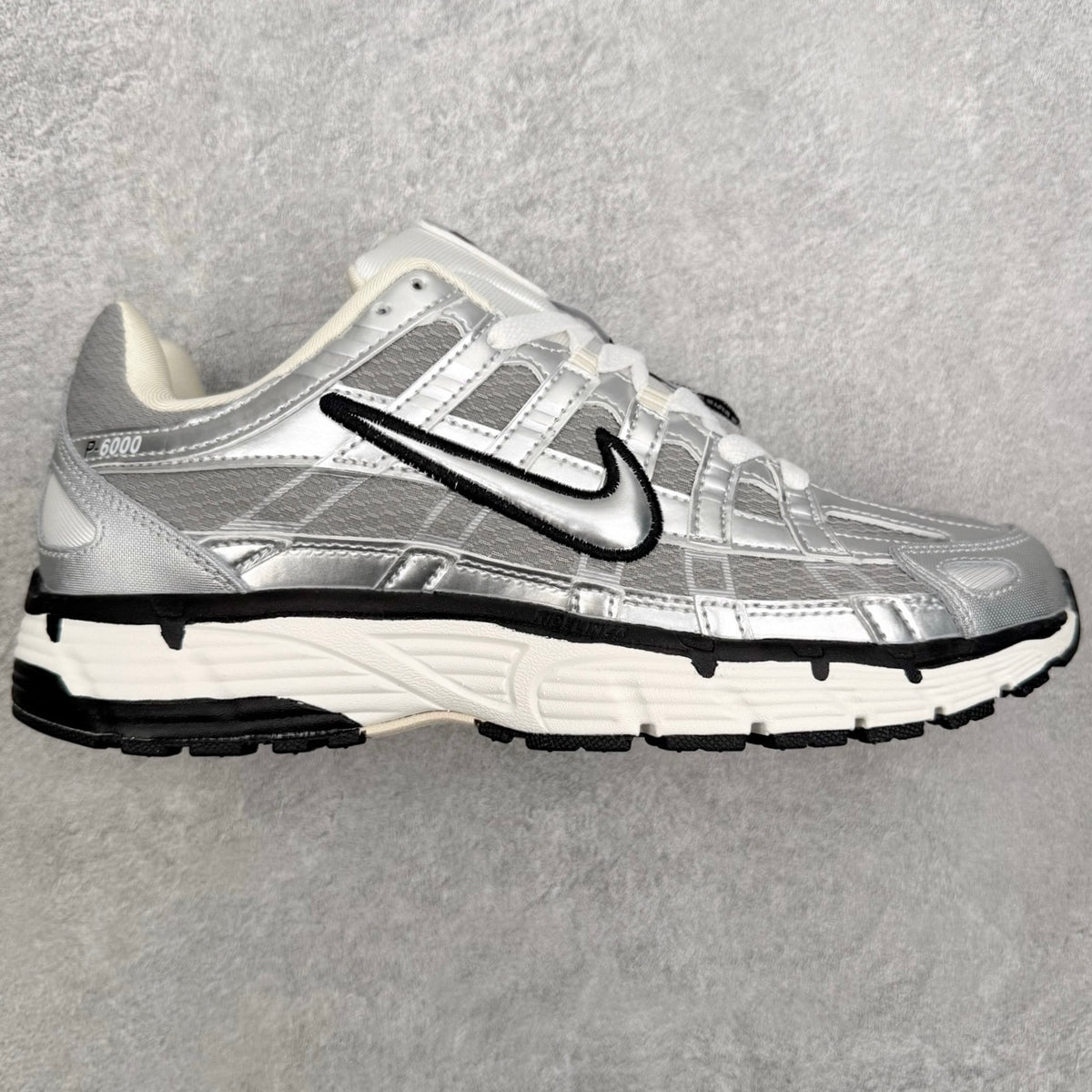Nike P-6000