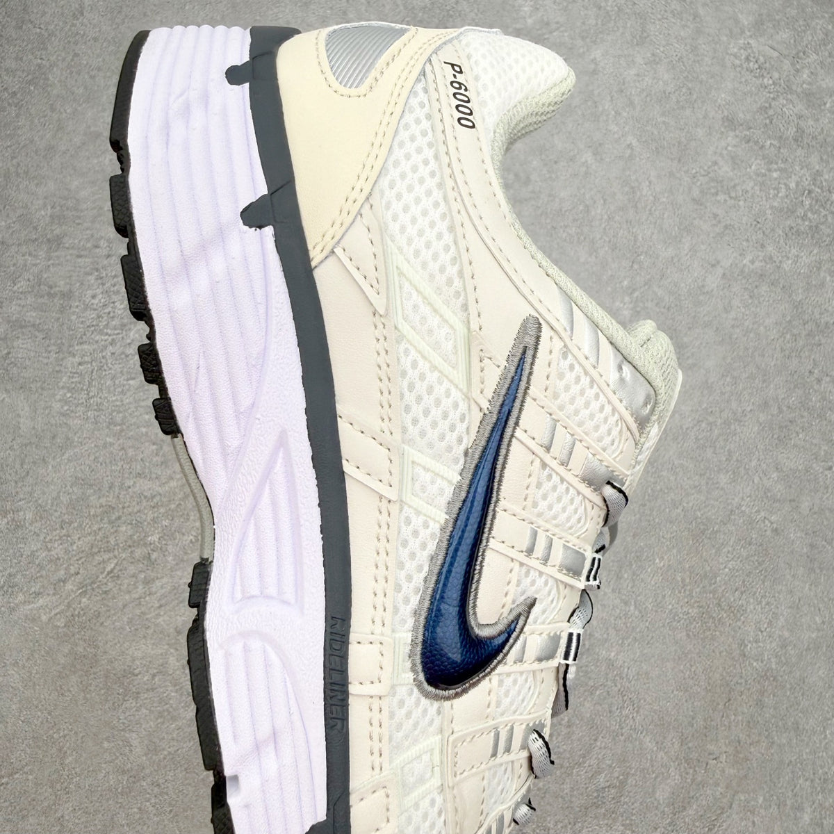 Nike P-6000