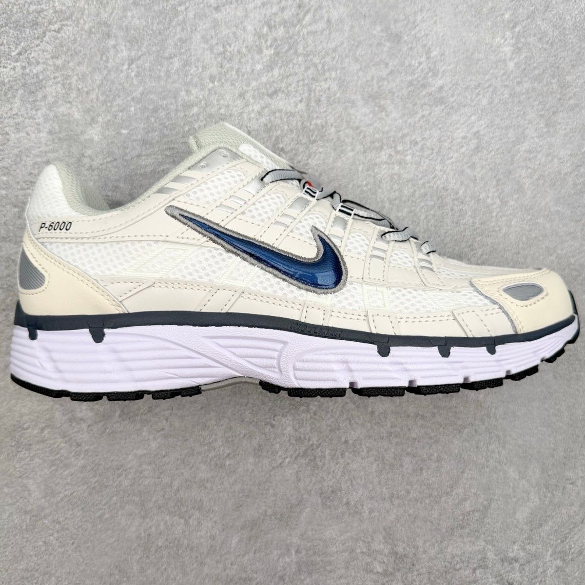 Nike P-6000