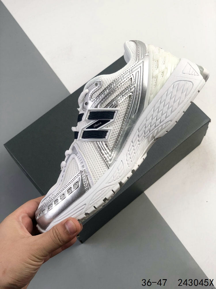 New Balance 1906R