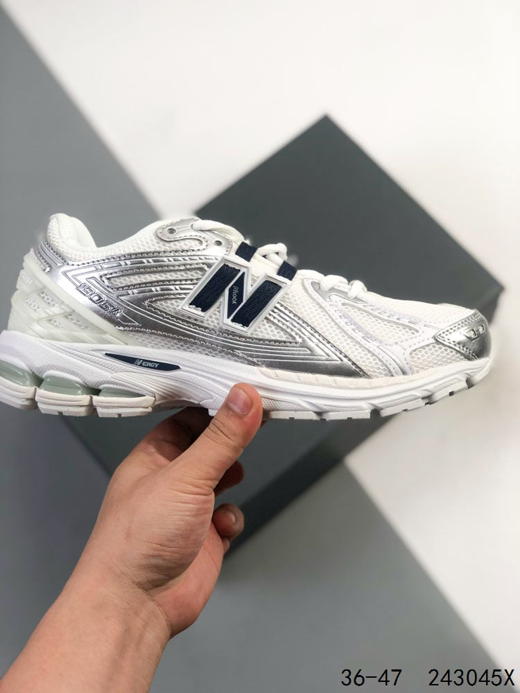 New Balance 1906R