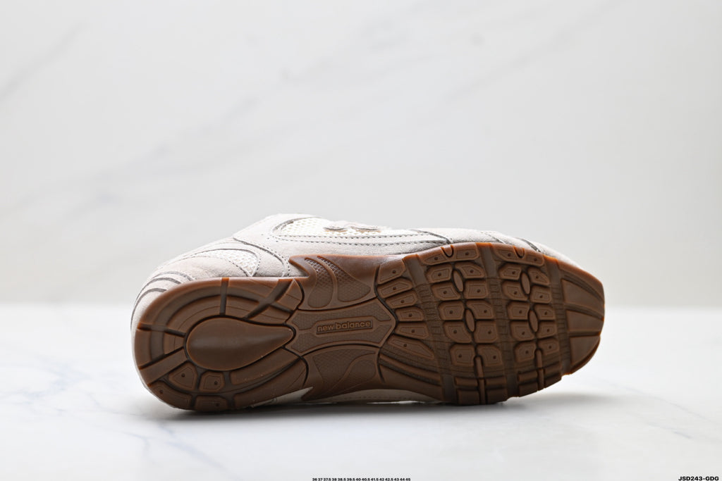 New Balance 530 x Miu Miu
