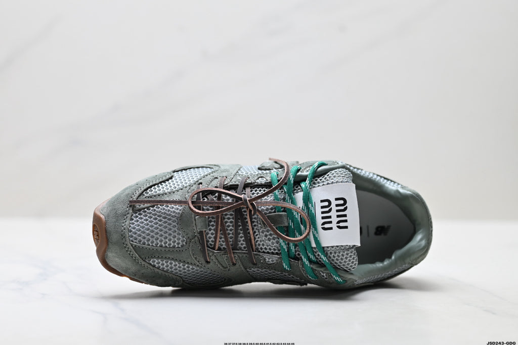 New Balance 530 x Miu Miu