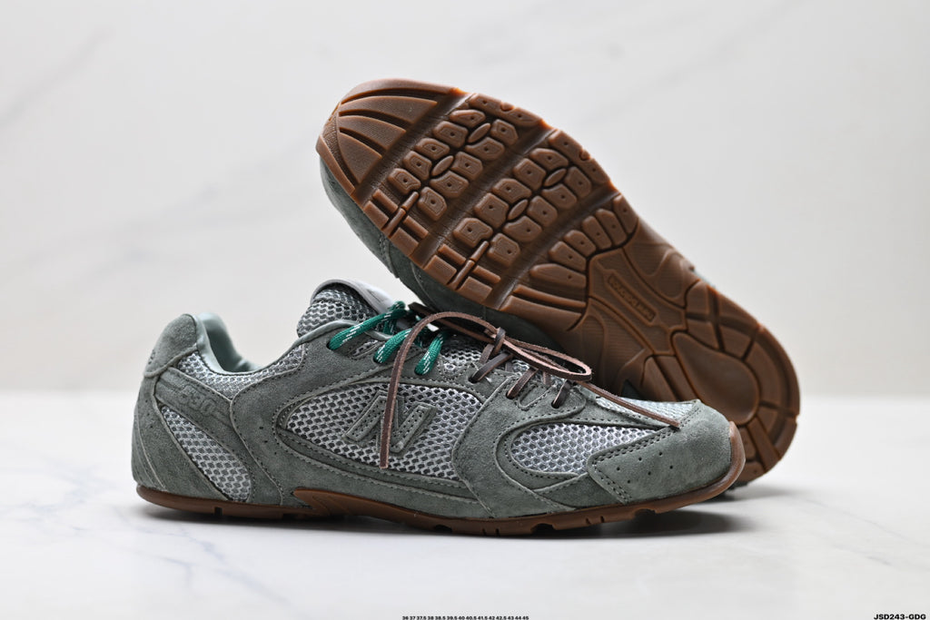 New Balance 530 x Miu Miu
