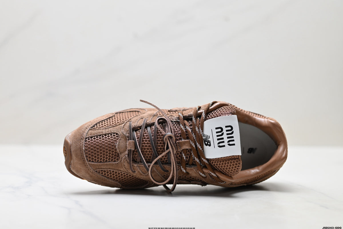 New Balance 530 x Miu Miu