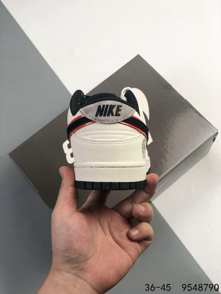 Nike SB Dunk x Chrome Hearts