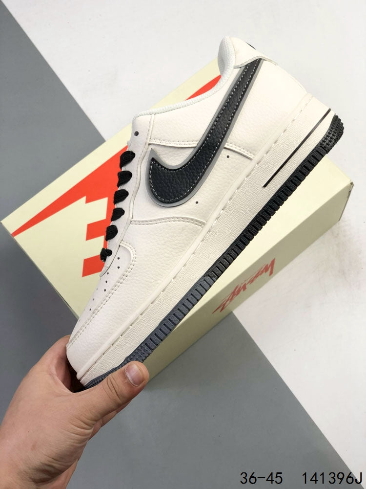 Nike Air Force 1 x Supreme