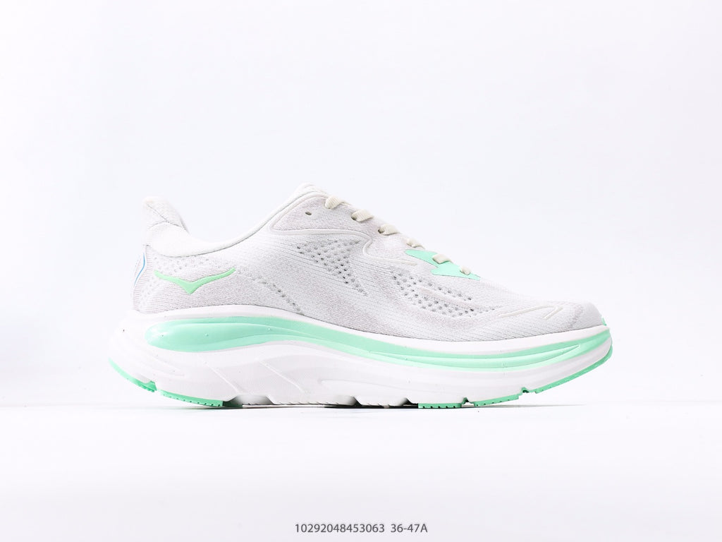HOKA Clifton 10