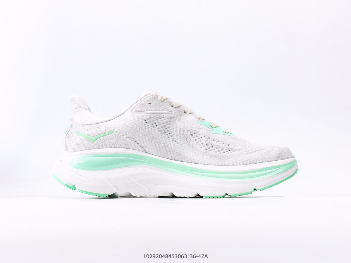 HOKA Clifton 10