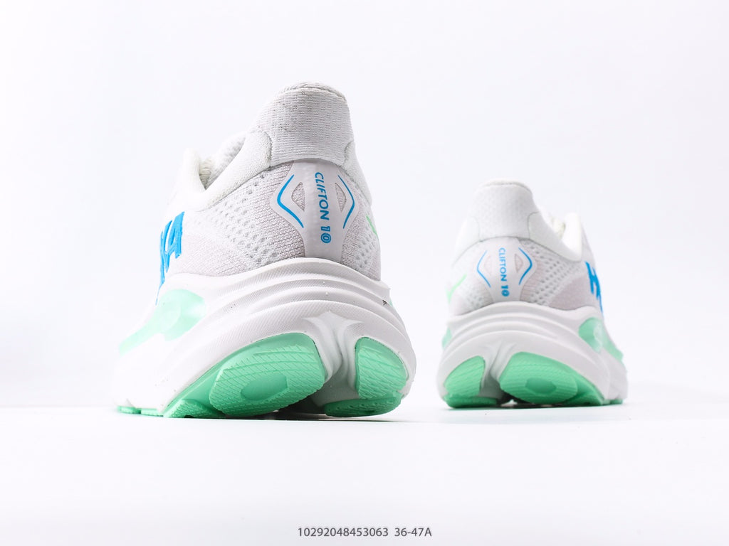 HOKA Clifton 10