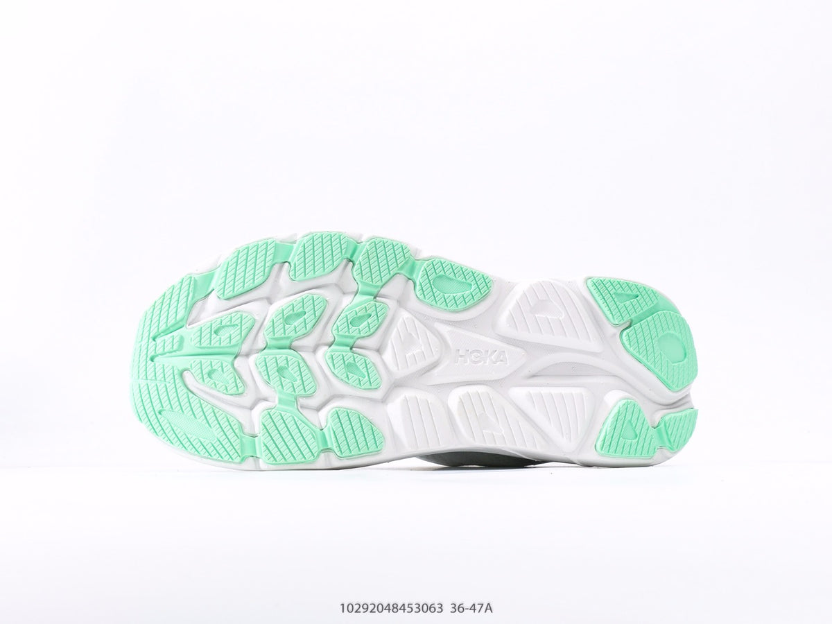 HOKA Clifton 10