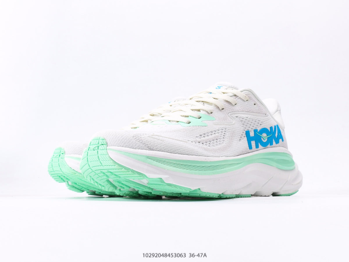 HOKA Clifton 10
