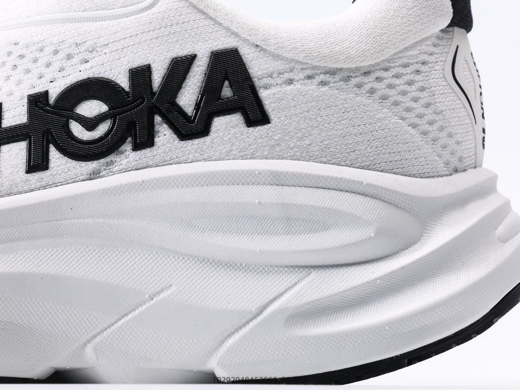 HOKA Clifton 10