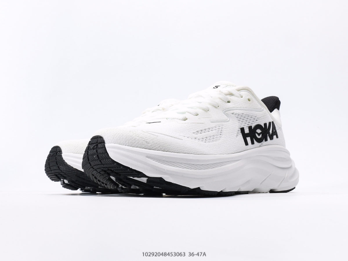 HOKA Clifton 10