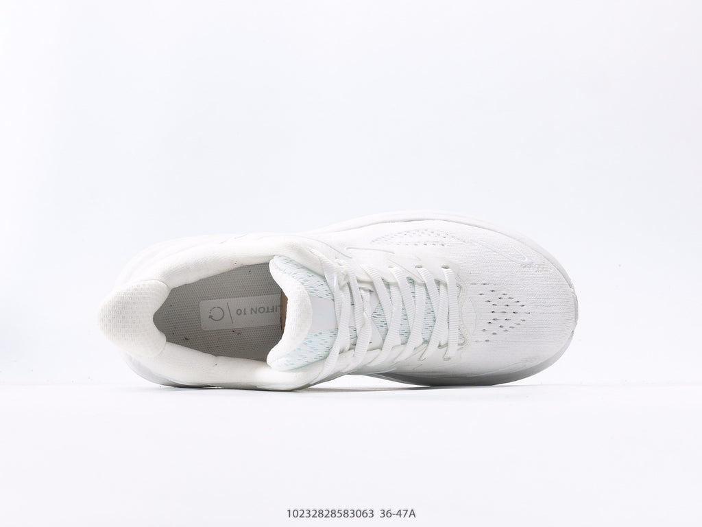 HOKA Clifton 10