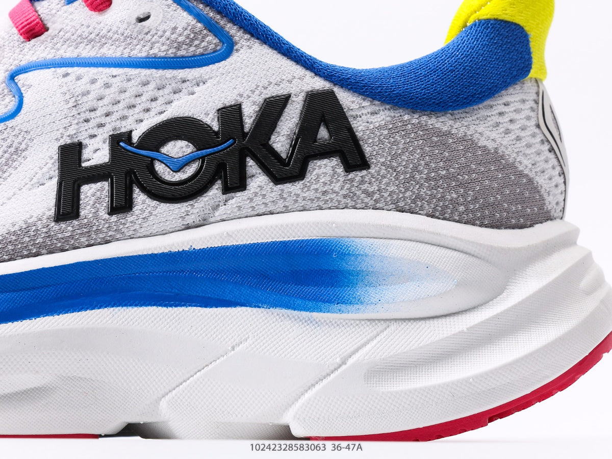 HOKA Clifton 10